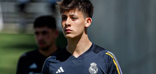 النجم التركي أردا غولر يتحدث عن مستقبله: “أنا متأكد من أنني سأنجح في ريال مدريد”